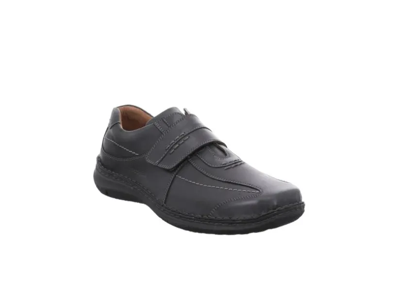 alec_black_1.webp Alec Black