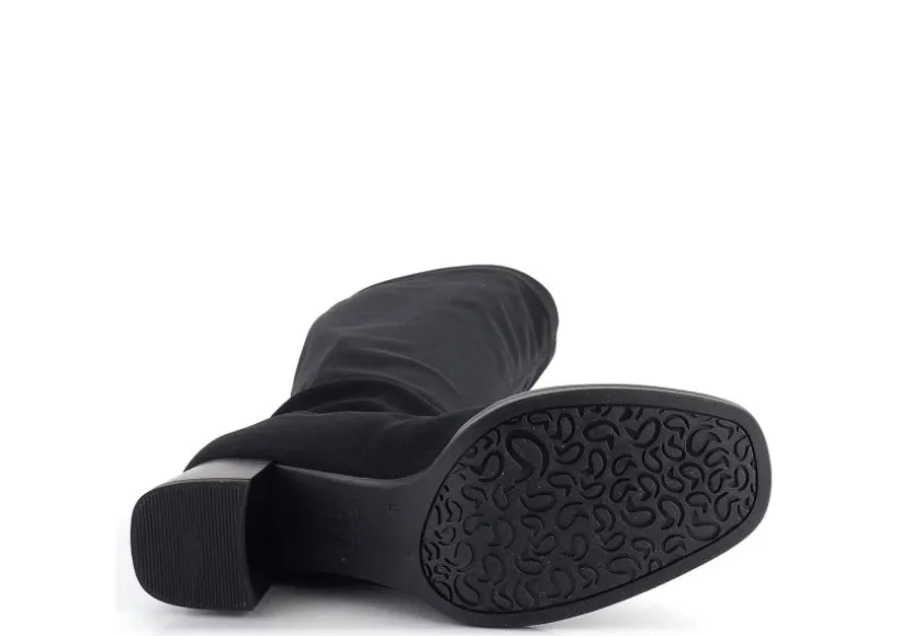 bradbury_black_4.webp Bradbury Black