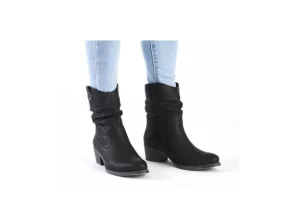 Corrales Black