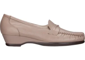 Easier Mocha Leather Slip On Wedge Loafer