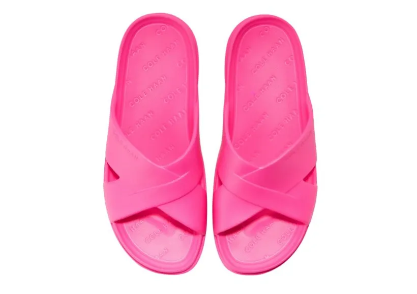 findra_neon_fuchsia_pink__1.webp Findra Neon Fuchsia Pink Pool Slide Sandal