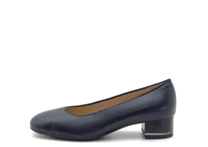 Gabrielle Navy