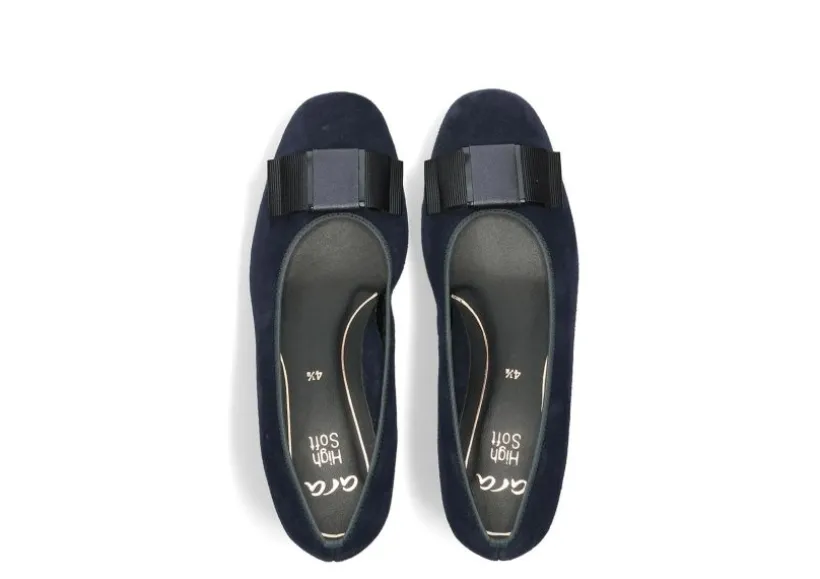garnet_navy_suede_6.webp Garnet Navy Suede