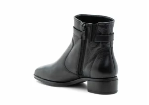Grafton Black