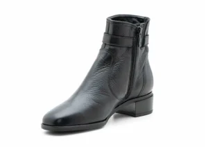 Grafton Black