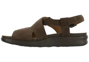 Huggy Teddy Brown Cross Strap Sandal