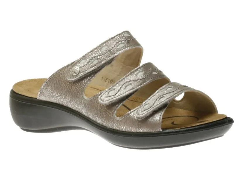 ibiza__platinum_metallic__0.webp Ibiza 66 Platinum Metallic Leather Slide Sandal