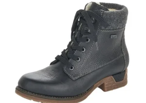 Michigan Black Leather Water-Resistant Ankle Boot