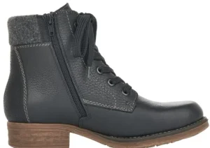 Michigan Black Leather Water-Resistant Ankle Boot