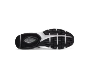 MW847WT3 White Walking Shoe