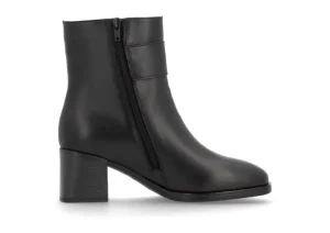 Odeon Black