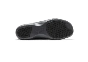Penfield Envelope Black Leather Slip-On Flat