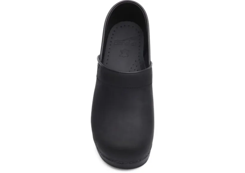 professional_oiled_black__4.webp Professional Oiled Black Leather Clog