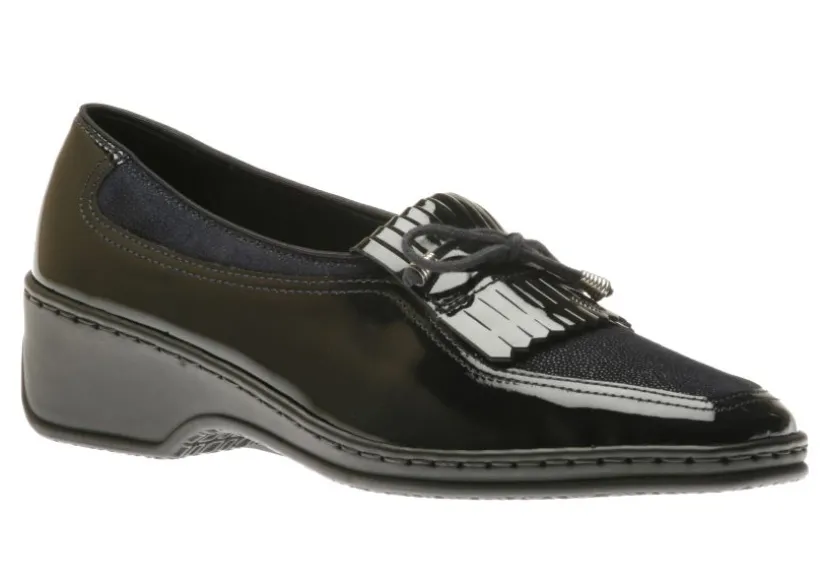 rachel_reggio_navy_0.webp Rachel Reggio Navy