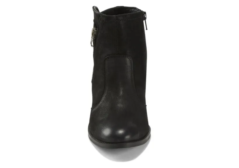 ralston_black_nubuck_3.webp Ralston Black Nubuck