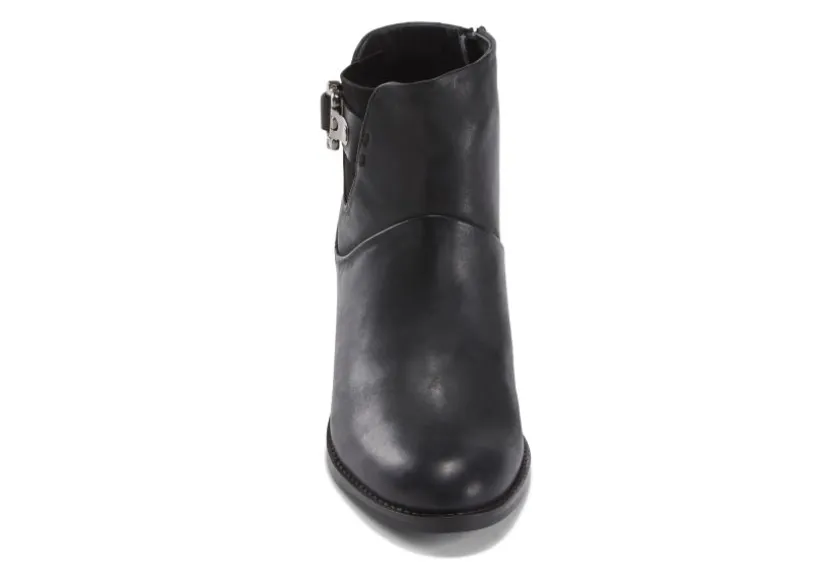 riverton_black_nb_3.webp Riverton Black NB