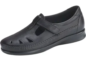 Roamer Black Leather Slip-On Loafer