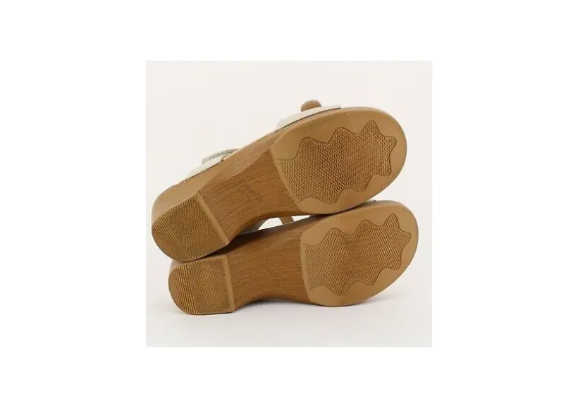 shari_ivory_leather_sanda_4.webp Shari Ivory Leather Sandal