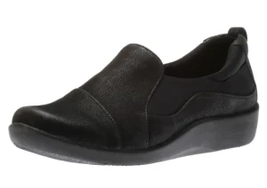 Sillian Paz Black