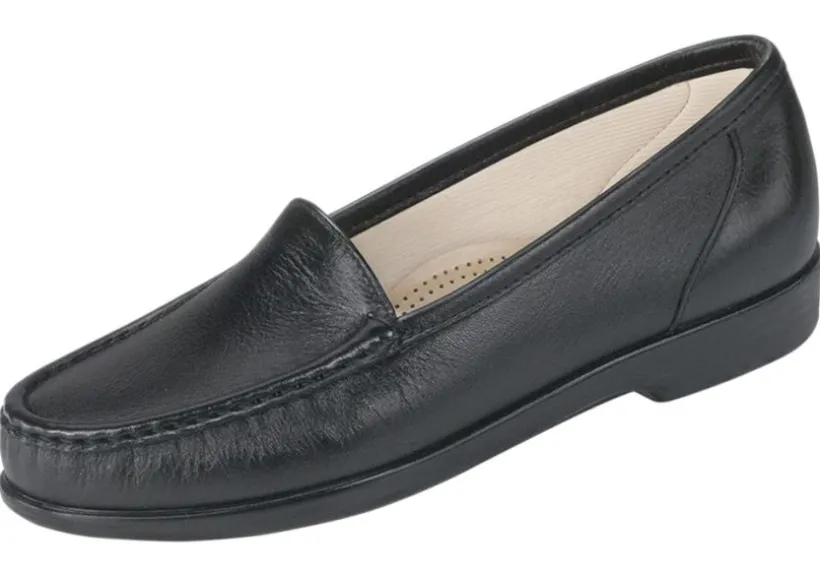 simplify_black_leather_sl_3.webp Simplify Black Leather Slip On Loafer