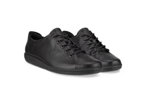 Soft 2.0 Black Leather Black Sole Lace-Up Sneaker
