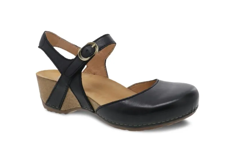 tiffani_black_1.webp Tiffani Black
