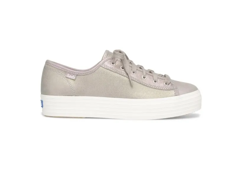 triple_kick_grey_iridesce_1.webp Triple Kick Grey Iridescent Leather Lace-Up Platform Sneaker