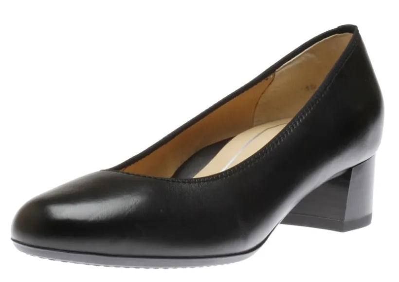 vivian_black_leather_pump_0.webp Vivian Black Leather Pump