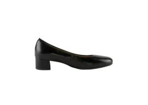Vivian Black Leather Pump