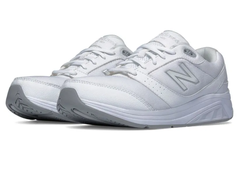 wwwb_white_leather_laceup_4.webp WW928WB3 White Leather Lace-Up Walking Shoe